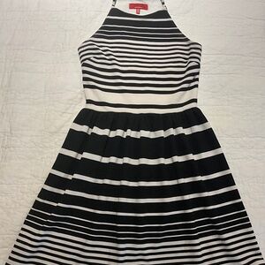 RED Saks Fifth Avenue Black White Stripe Dress Size M Medium Halter Top